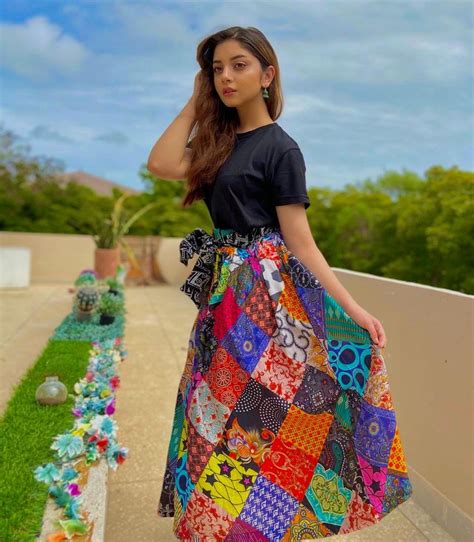 Alizeh Shah Latest Beautiful Clicks From Her Instagram Xoom