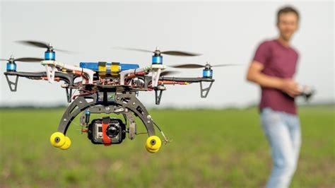 top  drone startups   disrupting indian logistics industry  innovation trakin