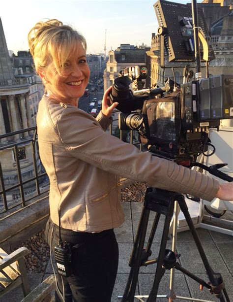 carol kirkwood dresses her pert bottom in dark jeans as she swaps roles on bbc breakfast