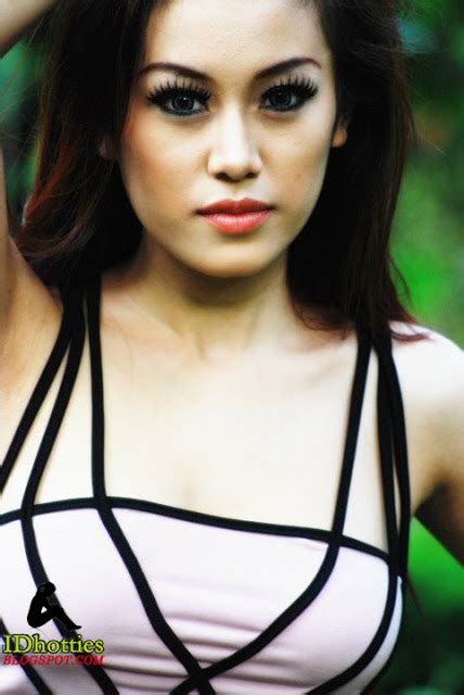 gallery foto gadis cantik ratu frieska indonesian model photoshoot