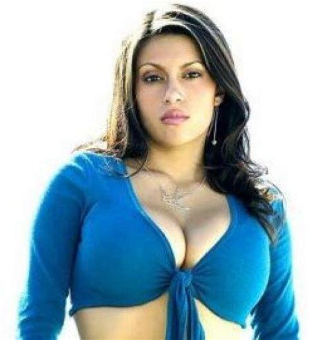 hot cleavage kerala aunty sexy bhabhi tumblr jamesalbana