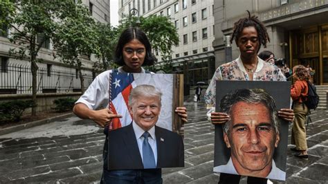 Watch Trump And Jeffrey Epstein Shown Partying At Mar A Lago In