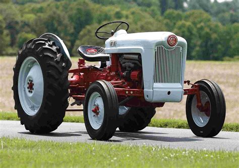 ford naa tractor  sale   left