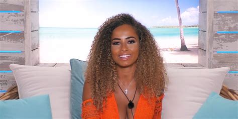 Love Island S Amber Gill Shares Pictures Of Transformation