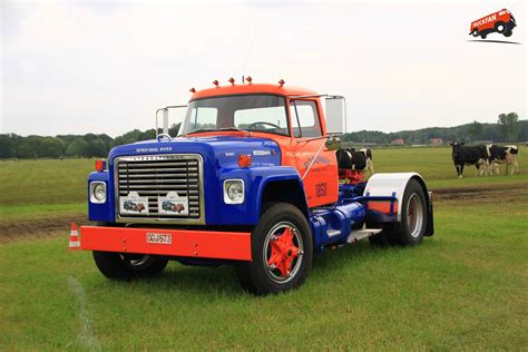 foto international loadstar  truckfan