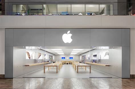 apple stores  local police  security  discourage robberies