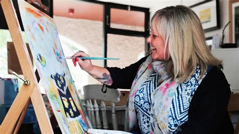 county durham woman realises dream of becoming an artist itv news