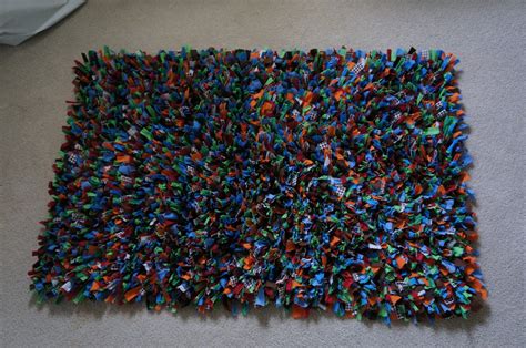story sewing rag rug