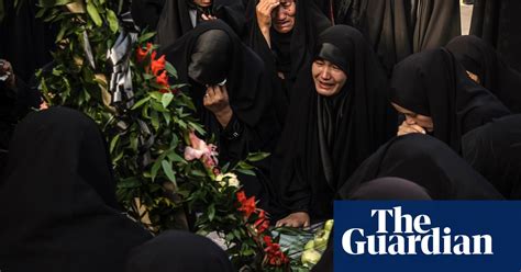 Funerals Shed Light On Irans Role In Syria – In Pictures World News