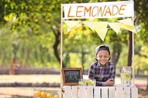 step by step instructions on how to make a lemonade stand