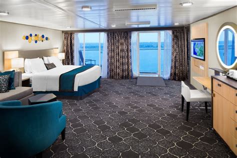 whats  difference   balcony cabin   suite   cruise