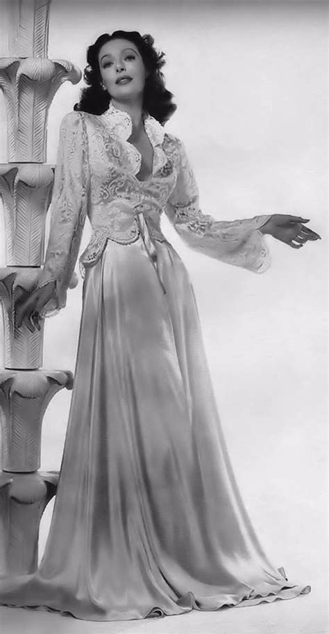 Loretta Young Vintage Hollywood Glamour Hollywood Costume Old