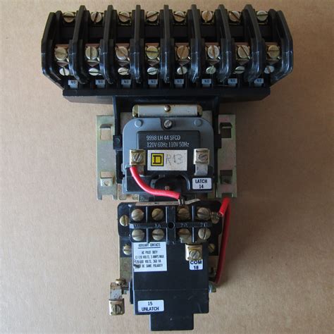 square   lx  pole  amp  lighting contactor open