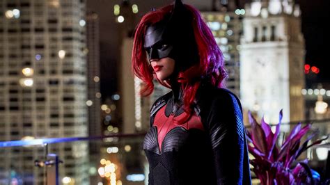 [teaser] The Cw Announces Batwoman Solo Series Starring