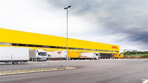 dhl invests  distribution centre automation    fill  jobs transport