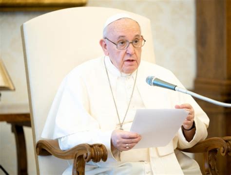 pope francis catholic social teaching is fundamental to tackling world