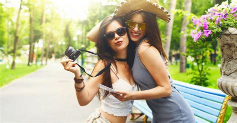 10 things every girl must do with her bestie at least once popxo