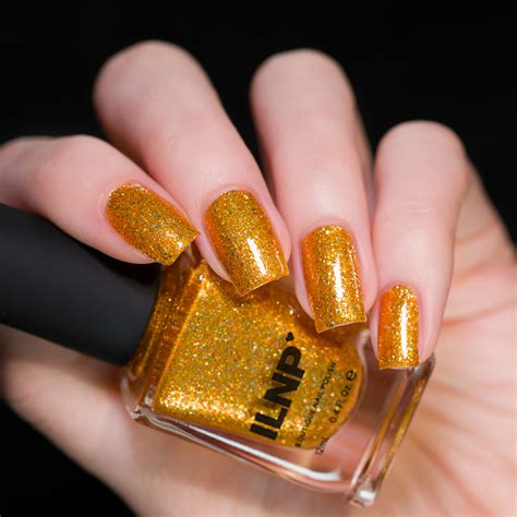 gold metallic nails