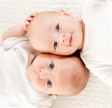 Same Sex Couple Have Biological Twins Using Surrogate