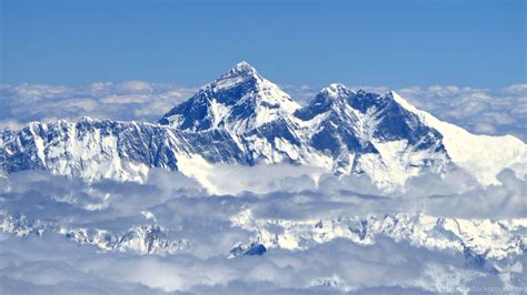 mount everest backgrounds pictures  wallpapers page desktop background