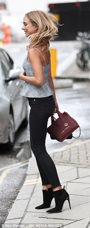 Kimberley Garner Looks Chic In Strappy Peplum Top And Skinny Jeans