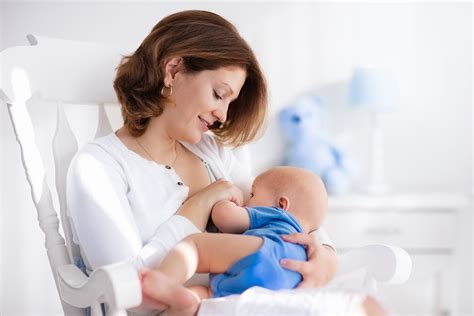 breastfeeding support group finding support as a mother