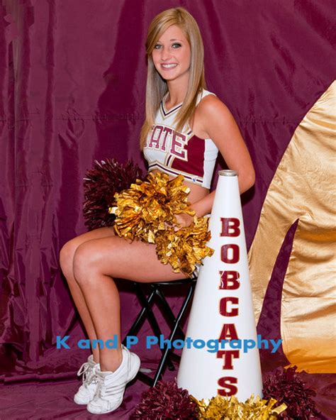[facebook] beautiful teen cheerleader 350 pictures