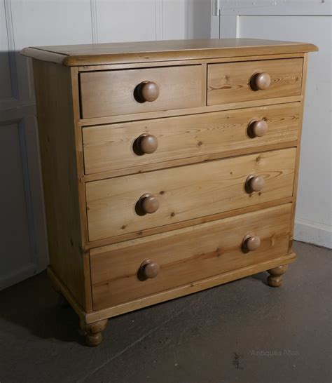 large restored victorian pine chest  drawers antiques atlas