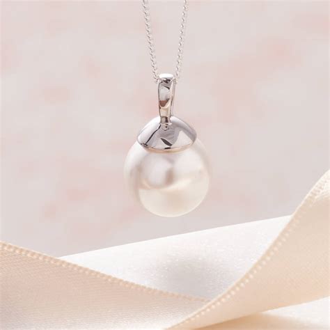 pearl pendant necklace  silver  claudette worters