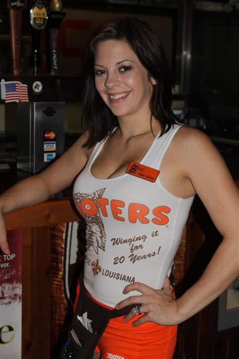 Picture Of Hooters