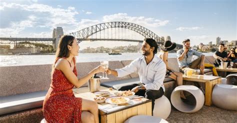 15 Of The Best Bars In Sydney For A First Date