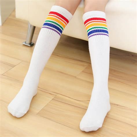 hequ 9117 1 2 3 pair rainbow striped knee high long