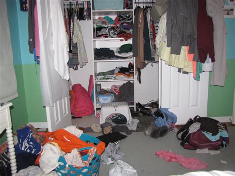 girl bedroom messy images