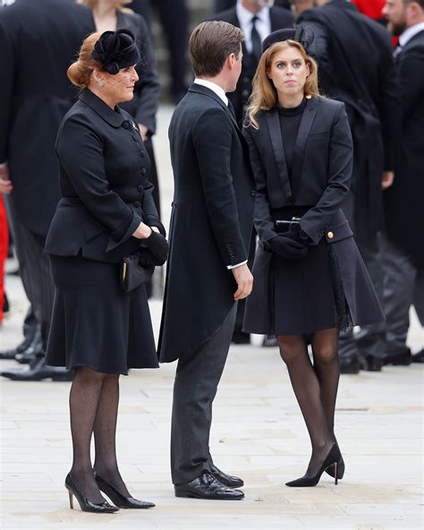 princess beatrice dons tuxedo jacket  queen elizabeths funeral