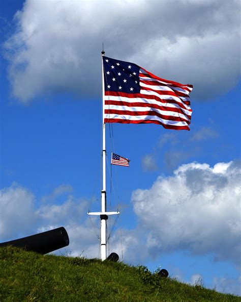 flags  fort mchenry photograph  bill swartwout pixels