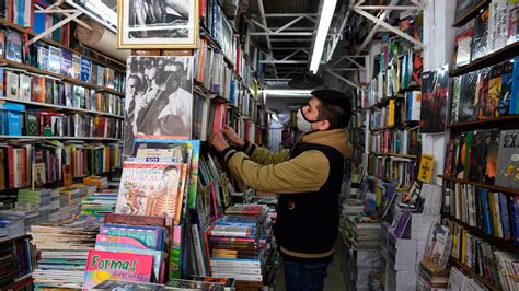 Guía De Supervivencia De Las Librerías De Avenida Corrientes Clientes