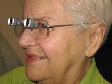 vision eyeglasses lowvisioneyeglassescom guide  macular degeneration eyeglasses