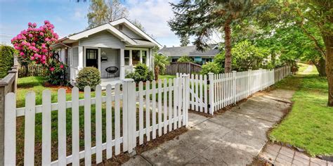 understanding  rich history   white picket fence  american