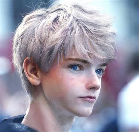 thomas sangster as jack frost disney and dreamworks pinterest jack frost cosplay anime