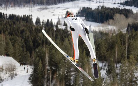 saut  ski pourquoi les sauteurs mettent leurs skis en