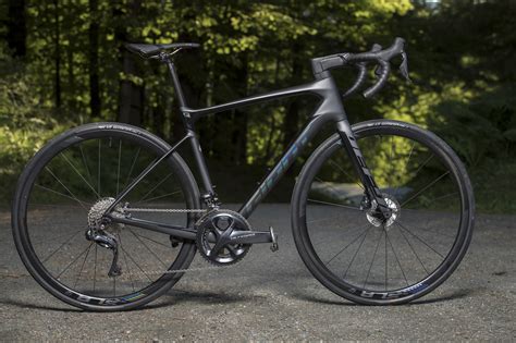 giant launches  defy endurance road range giant bicycles united states