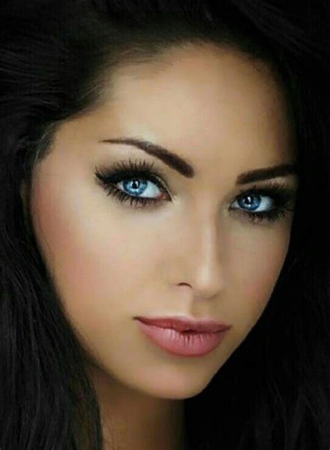 Most Beautiful Faces Beautiful Lips Beautiful Women Pictures Pretty