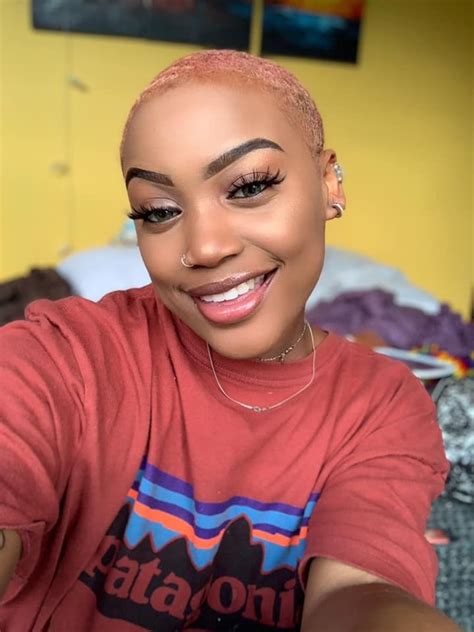 pin by kereen henry on hair style i like in 2019 shaved hair short hair styles bald hair