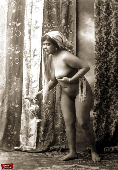 vintage ethnic girls showing their beautiful sexy nude body pichunter