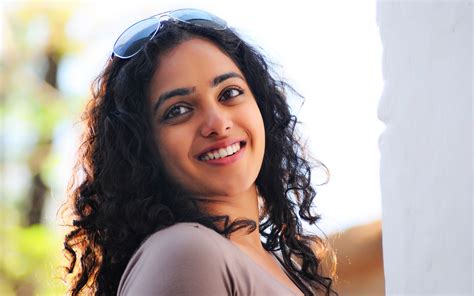 nithya menon latest hd wallpapers download wiral beauties