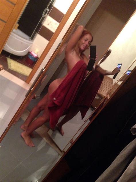 russian model elena berkova nude and blowjob leaked pics