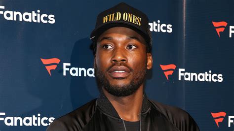 meek mill previews new track “black roses” daily chiefers