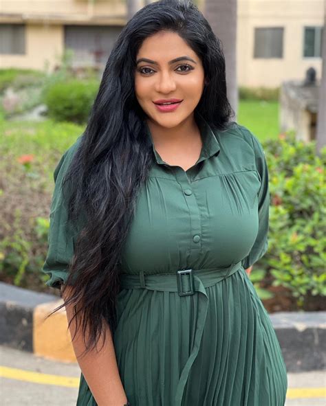 thiru on twitter reshma koluthu iruka katta 😍😘🥰