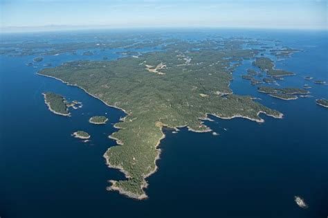 images  archipelago  pinterest small island suddenly  larger