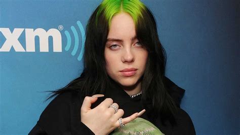 Billie Eilish Reveals One Of The Only Dates She S Been On Was At 13